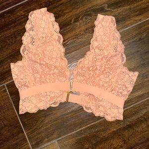 We are HAH NWT SZ L